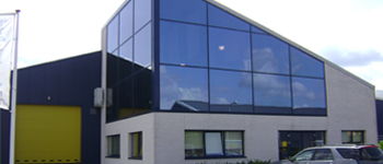 Bedrijfspand Sens InstoRetail